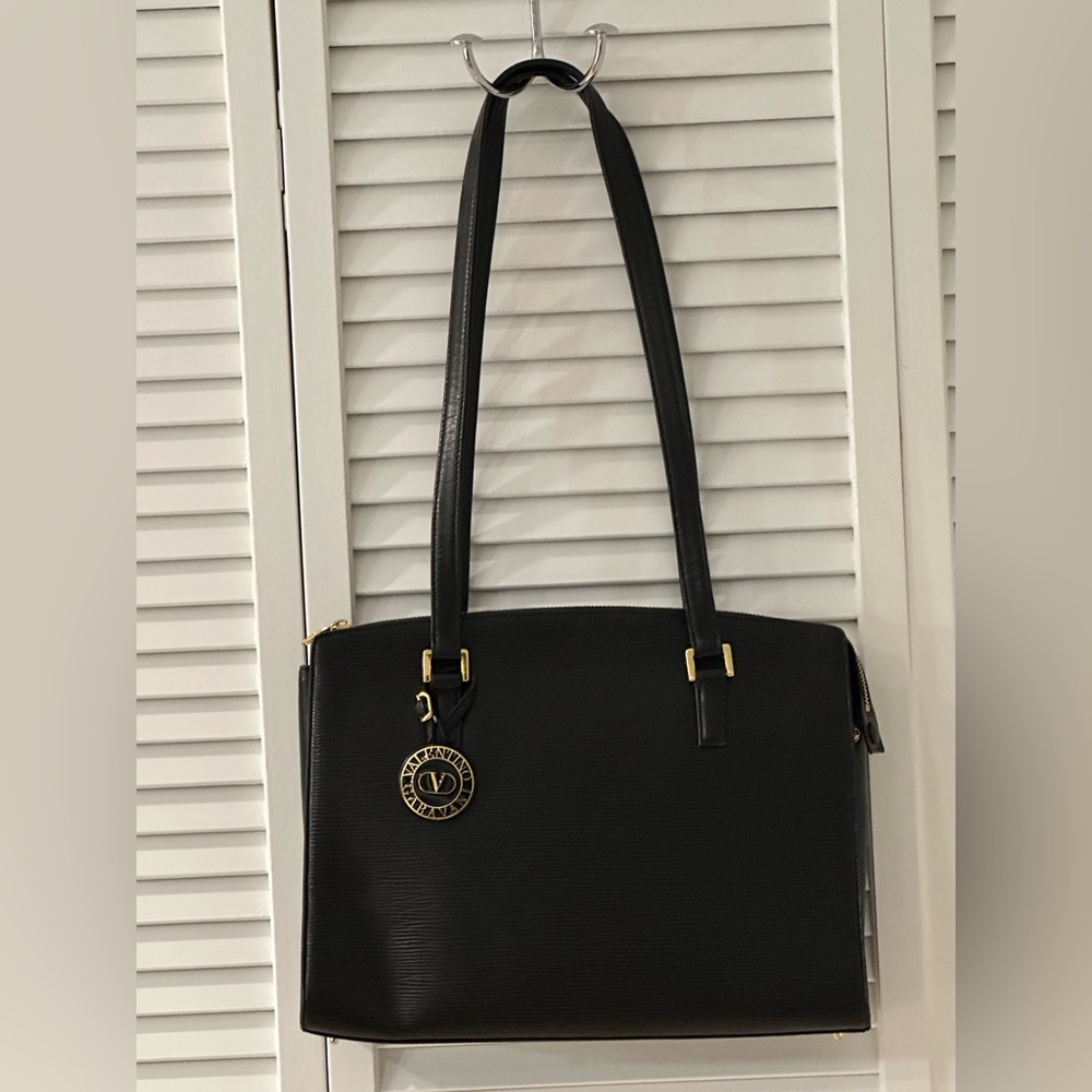 Valentino Garavani Purse with Dust Bag - Picture 4 of 16
